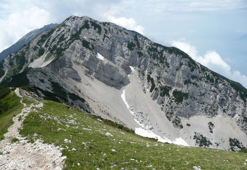 The hills above Lake Garda near Sirmione